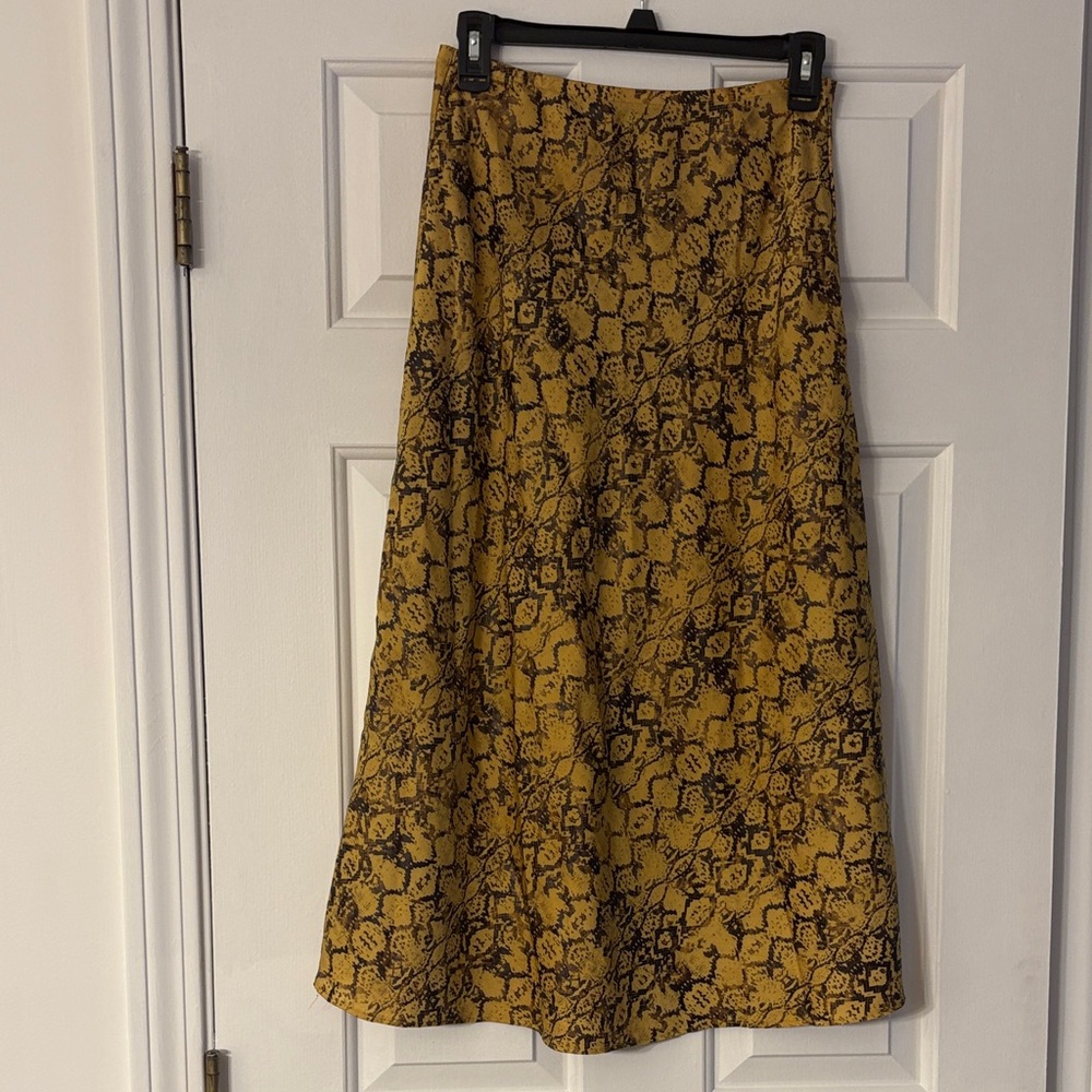 Current Air Yellow and Black A-Line Skirt
